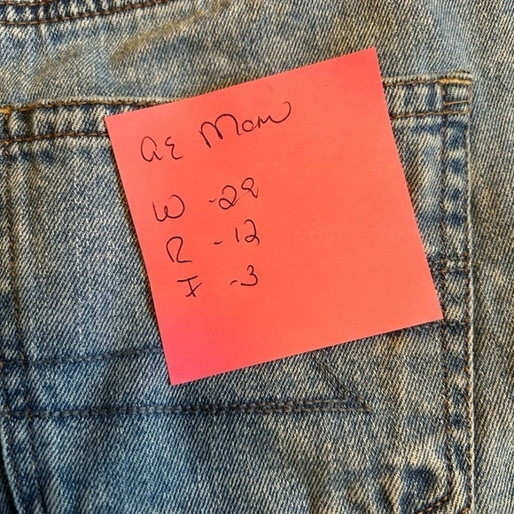 American Eagle Mom Short 8 very good condition - Picture 6 of 6